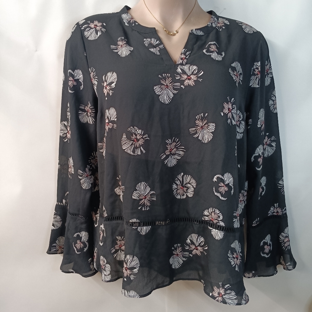 Liz Claiborne Black Floral Blouse